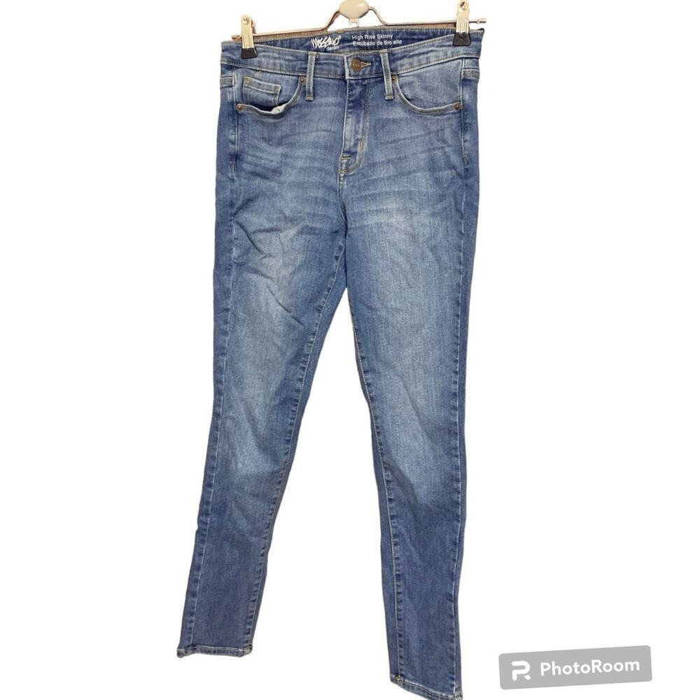 Mossimo Women's Size 6 Skinny Jeans Medium Wash Blue Denim Stretch High Rise